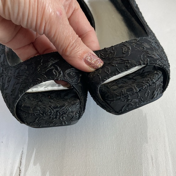 Simply Vera by Vera Wang Open Toe Pump Heels Size 9 - Picture 12 of 15